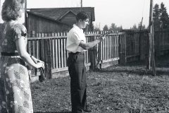 Envelope 1020 jack playing horseshoes