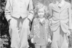 Gray Binder Photos 120 Robert (10yrs) Carol (4yrs) & Leonard (8 yrs) Smitha June 1933