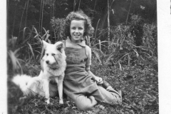 Gray Binder Photos 158 Carol Smitha and Peggy July 1939