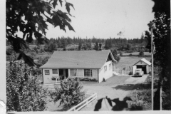 Gray Binder Photos 423 Henry & Beth Skidmore home in Nanaimo