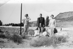 Gray Binder Photos 292  I think Hilma in the centre and who