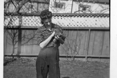 Gray Binder Photos 394 Eileen abt 1947