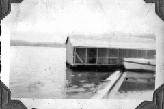 Hilma & Daves album 014 Sproat Lake Float house