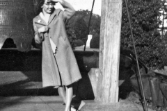 Eileens-photo-album-206-Eileen-at-the-bell-in-Beacon-Hill-Park-Victoria-abt-1948