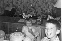 Photo Booklets141 Mick and Laurie on her 3rd birthday 1959